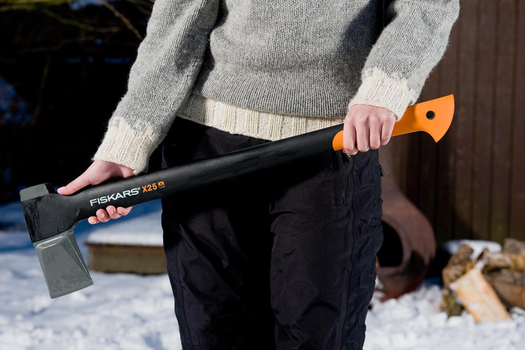 Fiskars Splitting Axe X25 4