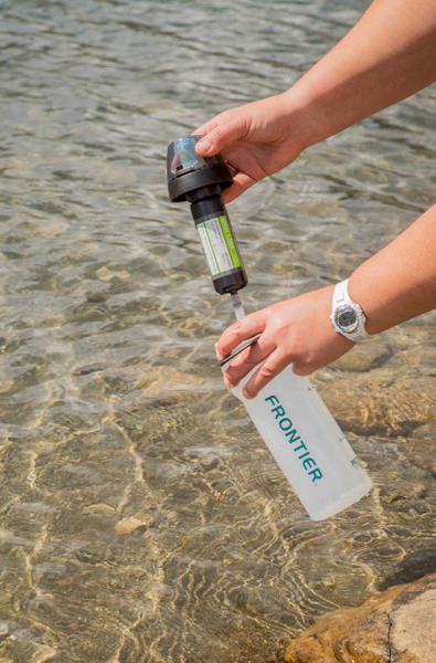 Aquamira Frontier™ Flow GRN Line Filtered Water Bottle 3