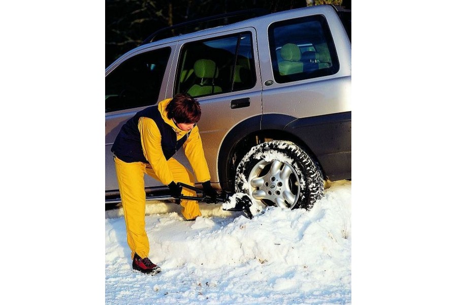 Fiskars Folding Shovel with Sheath 3