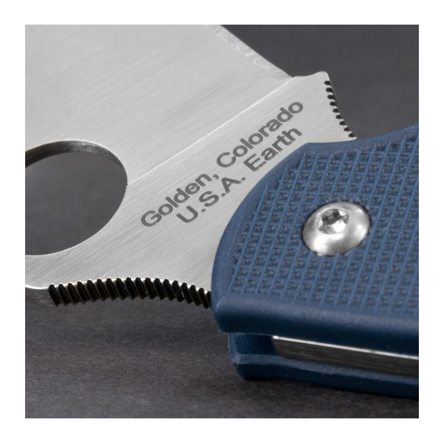 Spyderco UK Penknife Lightweight Dark Blue CPM S110V 5