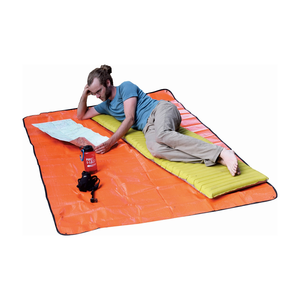 Adventure Medical All Season Blanket 3