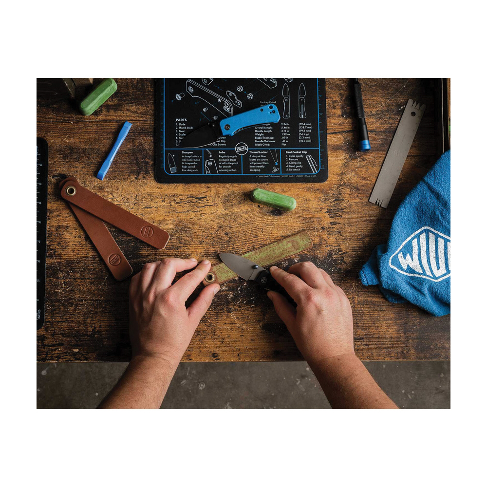 Knafs Co. Leather Strop and Compound 3