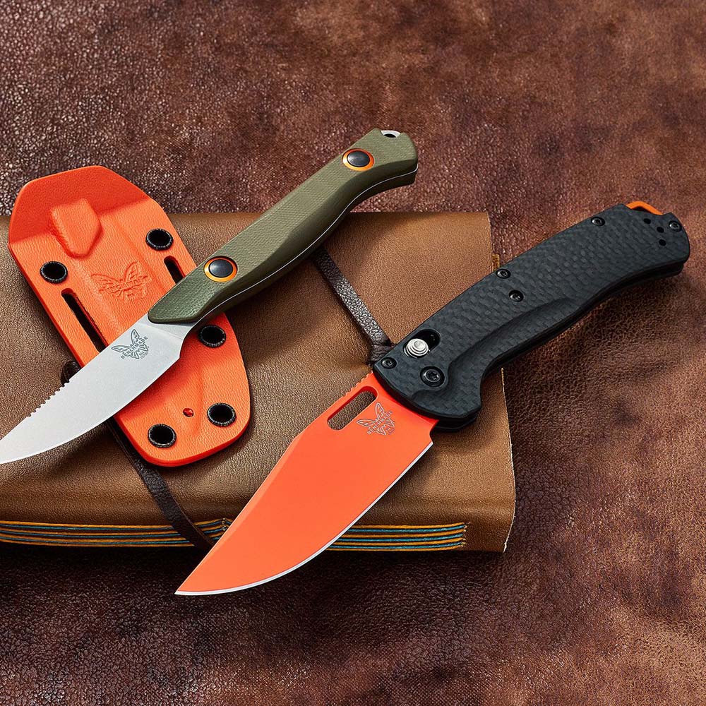 Benchmade Taggedout 15535OR-01 CPM-MagnaCut Carbon Fiber 6