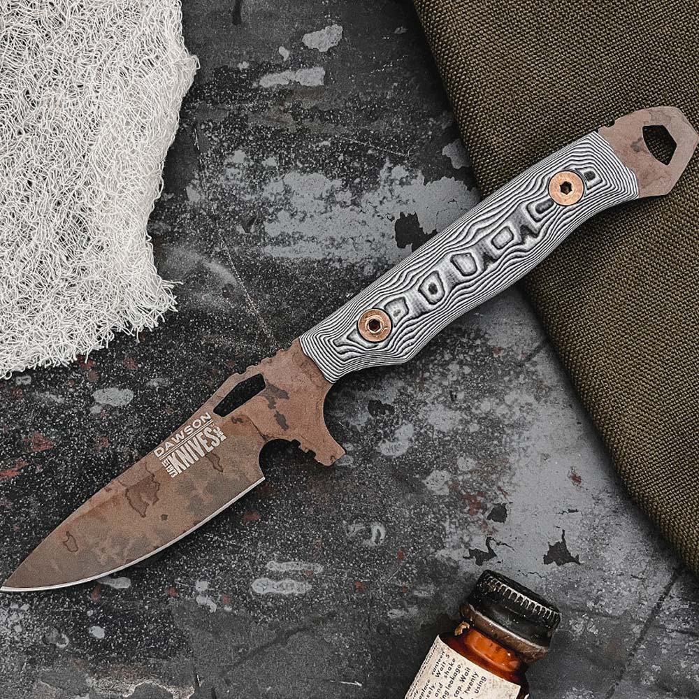 Dawson Smuggler CPM-MagnaCut Scorched Earth White/Black G10 4