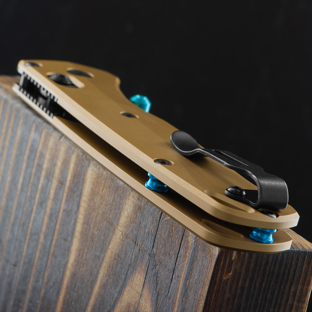 Benchmade 535BK-07 Bugout M390 Black DLC Battlewashed Burnt Brass Aluminum 7