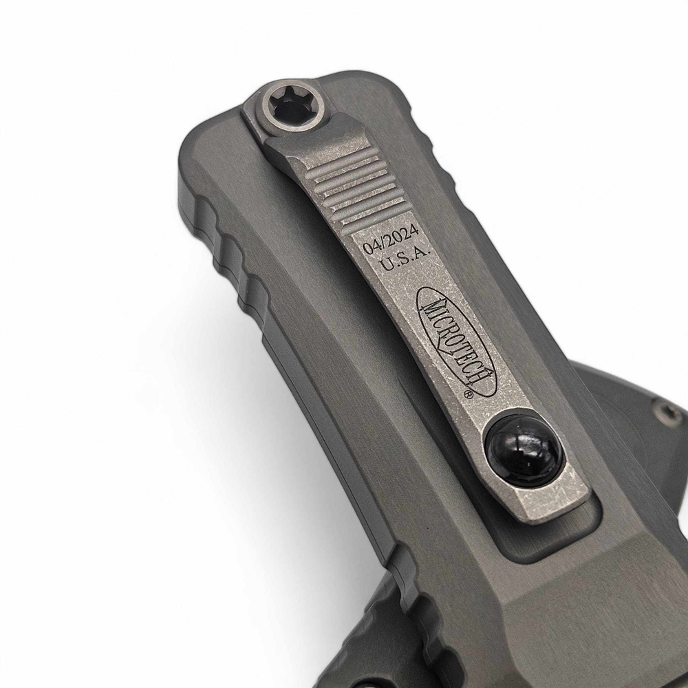 Microtech Combat Troodon Gen III AUTO OTF M390 Apocalyptic Single Edge Natural Clear Aluminum Handles 1143-10APNC 9