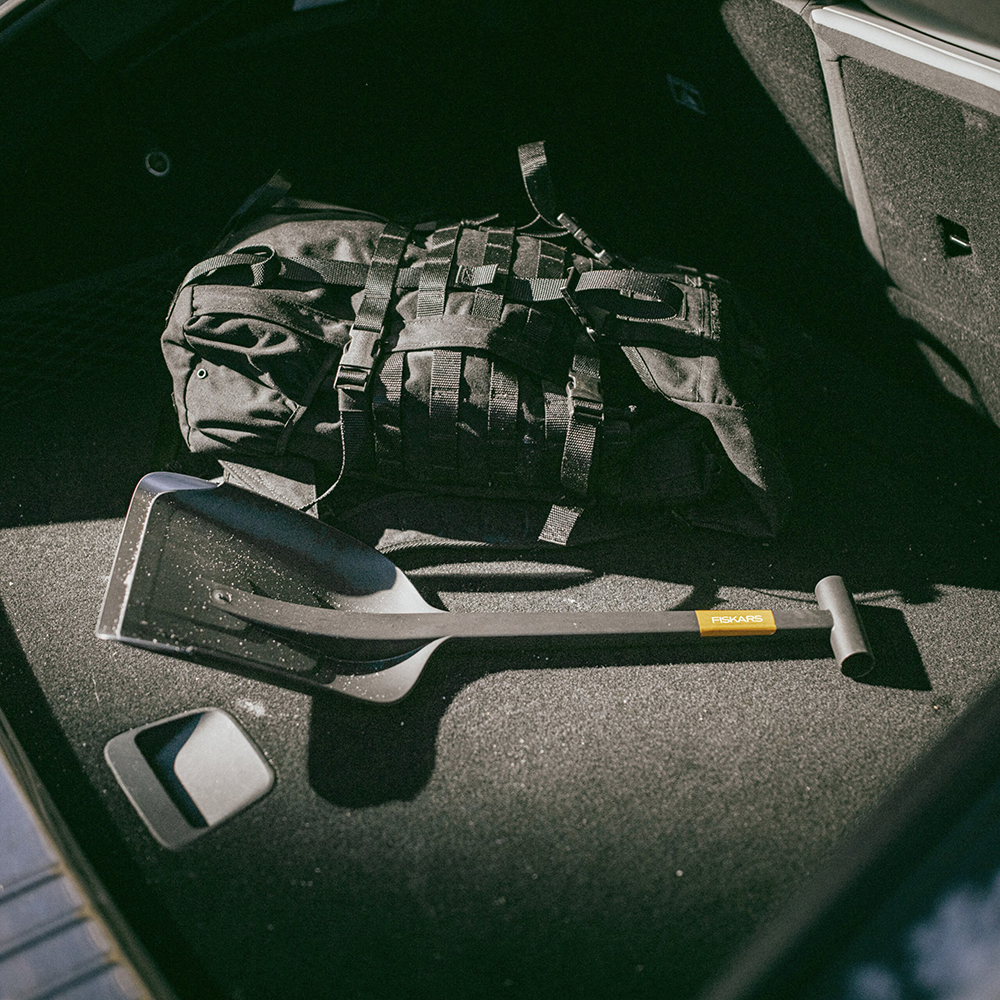 Fiskars Plus Car Shovel 4