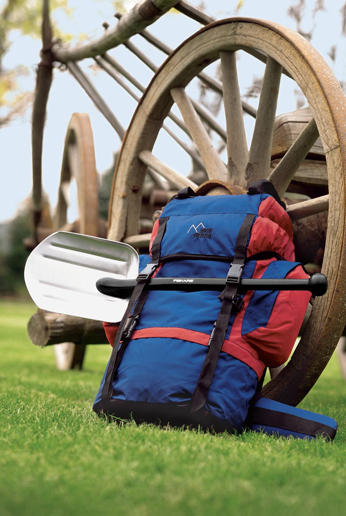 Fiskars Car and Camping Shovel 3